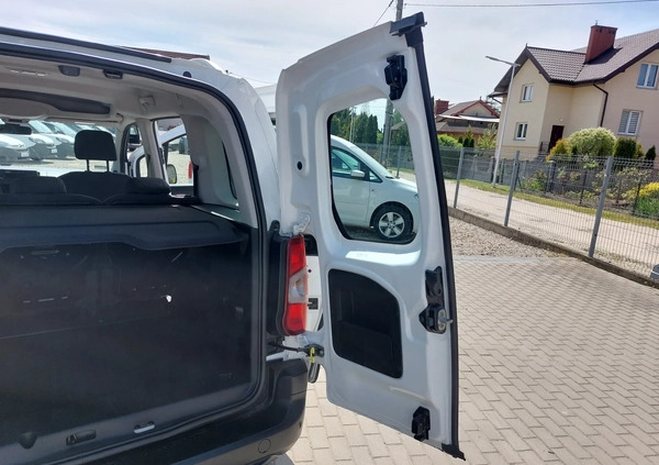 Peugeot Rifter cena 56666 przebieg: 131000, rok produkcji 2019 z Kołobrzeg małe 436